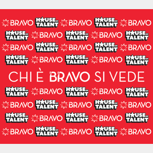 Bravo - backdrop wall - telo HOUSE OF TALENT