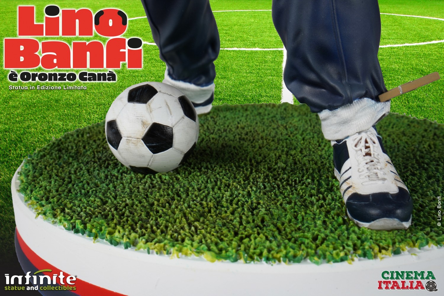Lino Banfi Oronzo Canà Statue