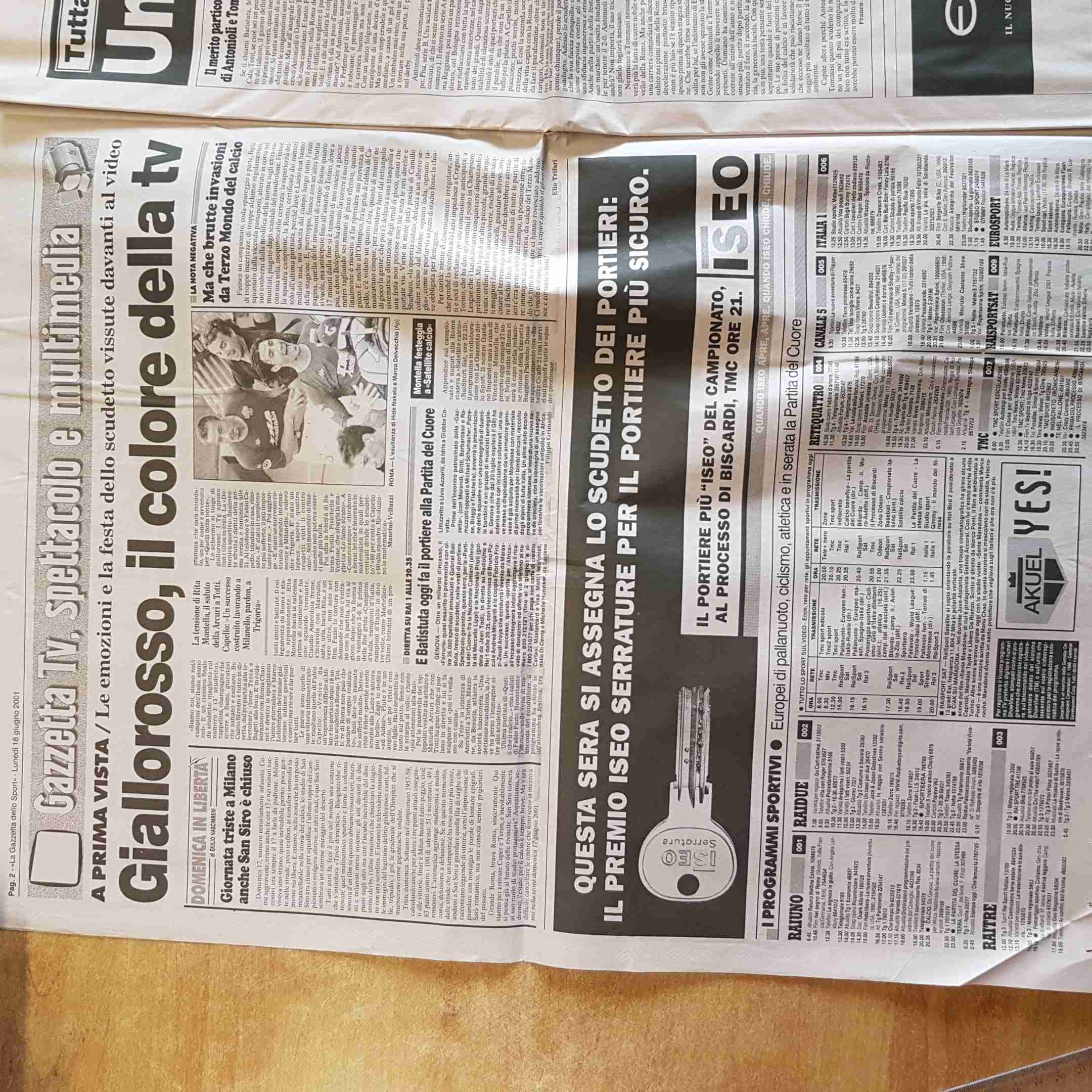 GAZZETTA DELLO SPORT 18 GIUGNO 2001 AS ROMA CANTA CAMPIONI D