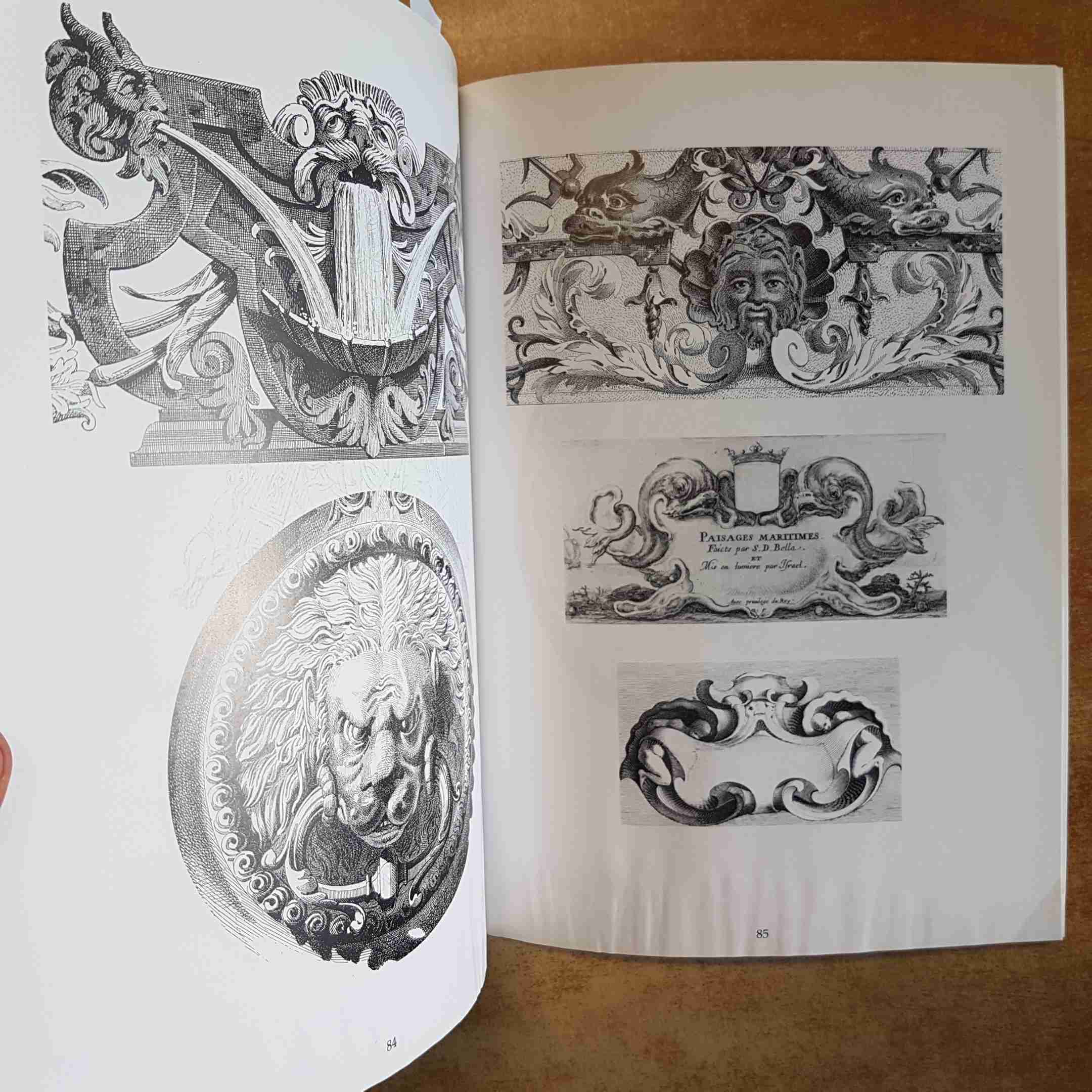 FANTASTIC CREATURES ENCYCLOPEDIA DE L\'ORNEMENT CARROUSEL - ART DECORATION