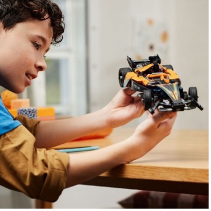 LEGO TECHNIC - NEOM MCLAREN FORMULA E RACE CAR - 42169