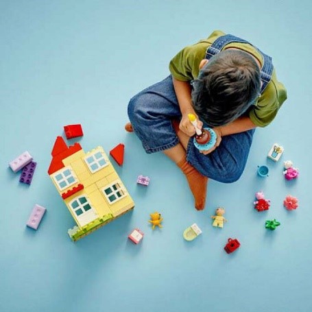 LEGO DUPLO PEPPA PIG - LA CASA DEL COMPLEANNO DI PEPPA PIG - 10433