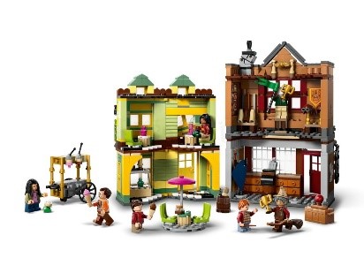 LEGO - HARRY POTTER TM - ACCESSORI DI PRIMA QUALITÀ PER IL QUIDDITCH E GELATERIA