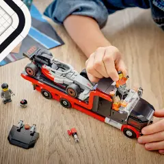 LEGO CITY FORMULA 1 - DISPLAY TRUCK F1 CON AUTO DA CORSA AUDI F1 - 60493