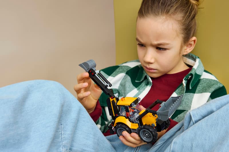 LEGO CITY GREAT VEHICLES - SCAVATRICE DA CANTIERE GIALLA - 60480