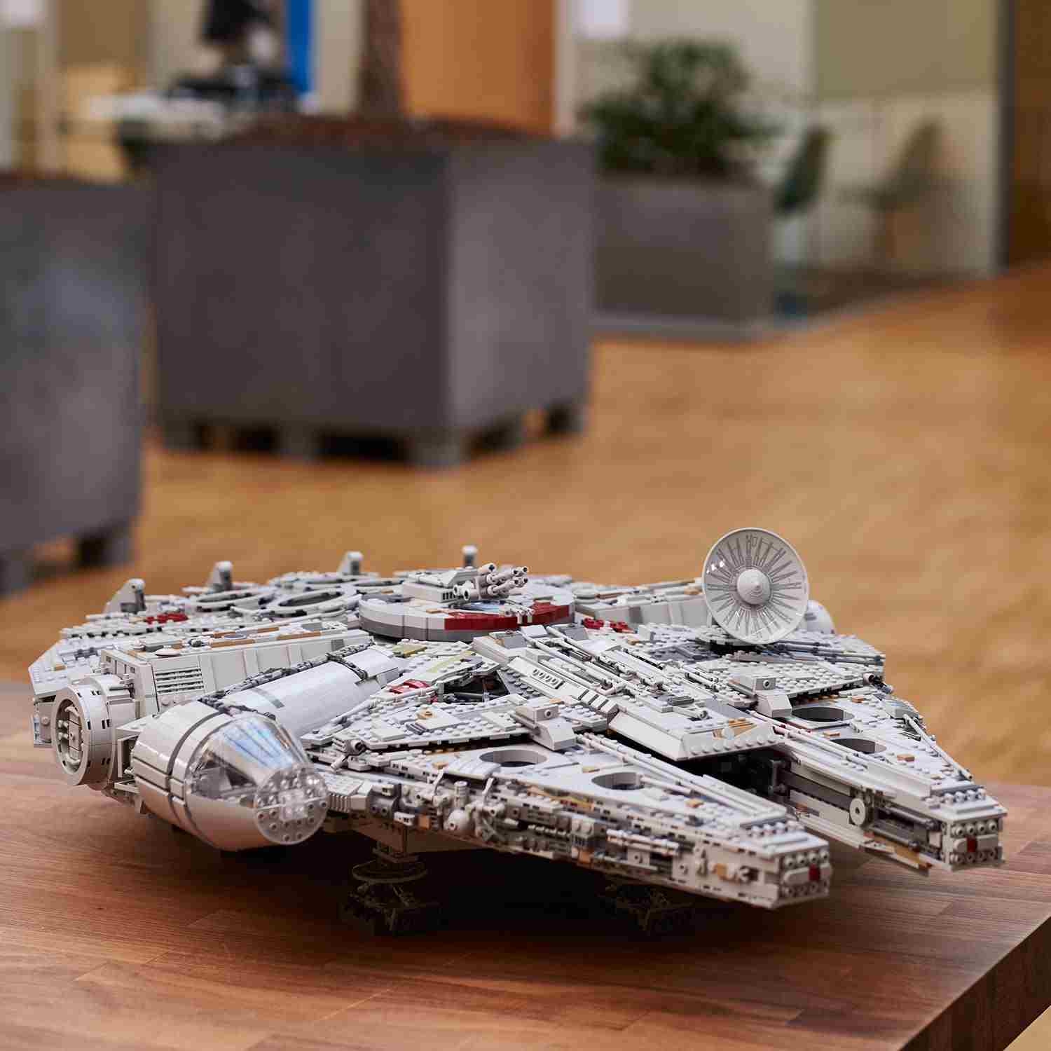 STAR WARS TM MILLENNIUM FALCON™ - 75192